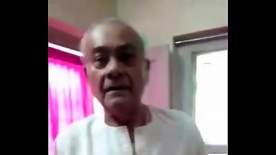 mature pundit banging young female