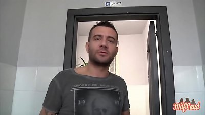 Angelica, italienne aux airs de salope, se fait baiser dans les toilettes