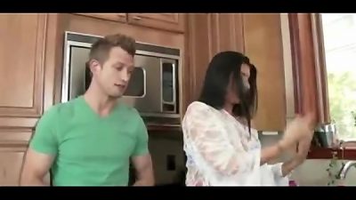 Helping stepmom Got penetrated bigtits