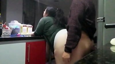 chubby neighbor calls me when the husband is not