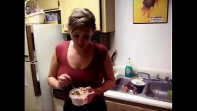 California inexperienced thick boob Tiana