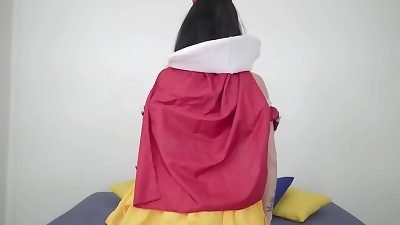 Cris Bathory realizando sonho de princesa, putaria com o vil&atilde;o puto comedor Frotinha