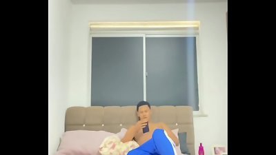 corona do app ensina novin a nail