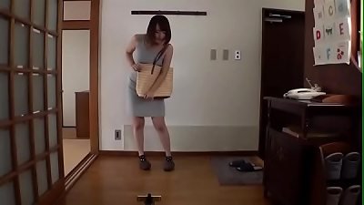 Surprise bounty for wifey Kanna Misaki