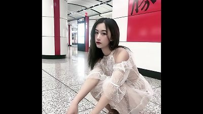 cute chinese high college babe peeing spycam