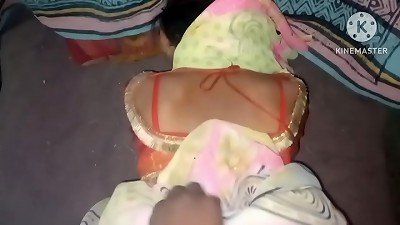 separated from her spouse wearing saree