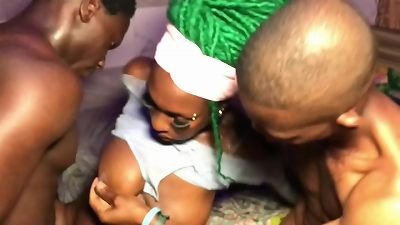 gang-bang super hot slut FOR A CHEAP FEE