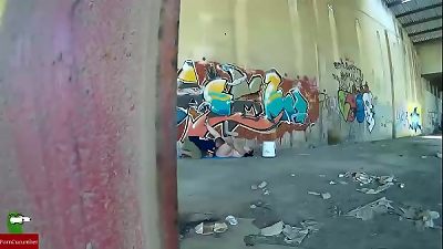 El arte de masturbarse en sitios publicos GUI081