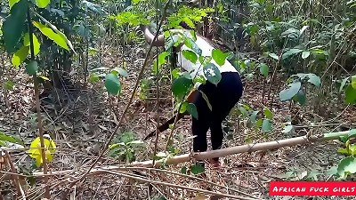 After nailing my village masquerade, I sensed sick, Herbalist said I should nail the village manager priest before I can recover. (African fuck girl report)